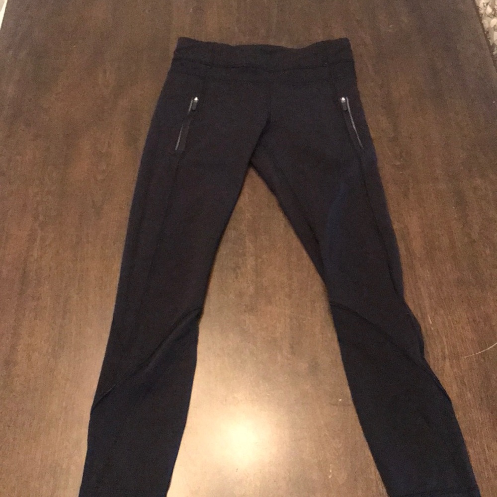 Lululemon black leggings sz 4